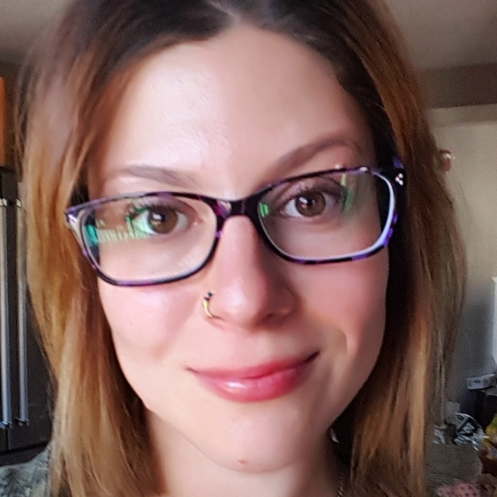 Meet your Posher, Ashley